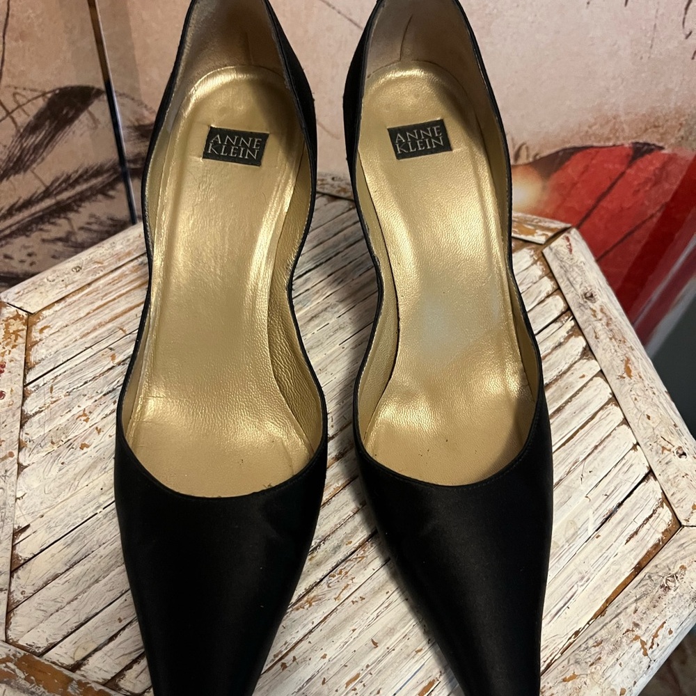 Anne Klein heels/pumps - Picture 6 of 10